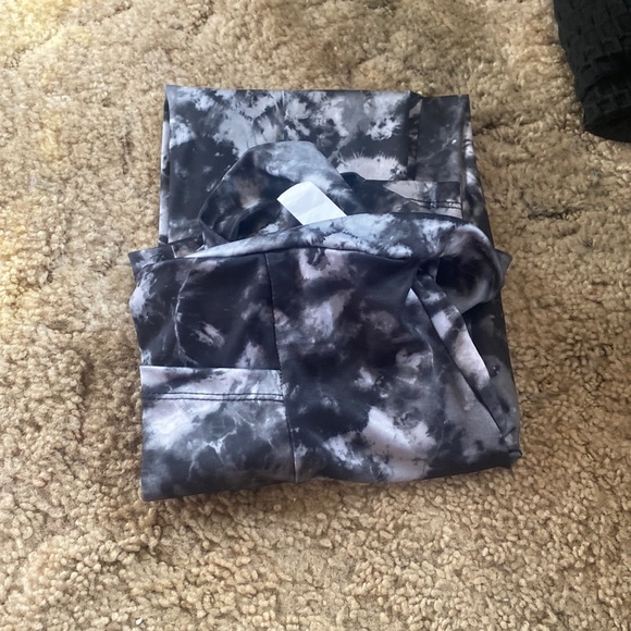 leggings - Picture 1 of 1